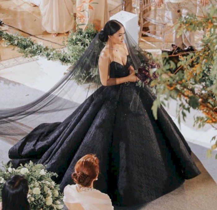 Black wedding dress with veil