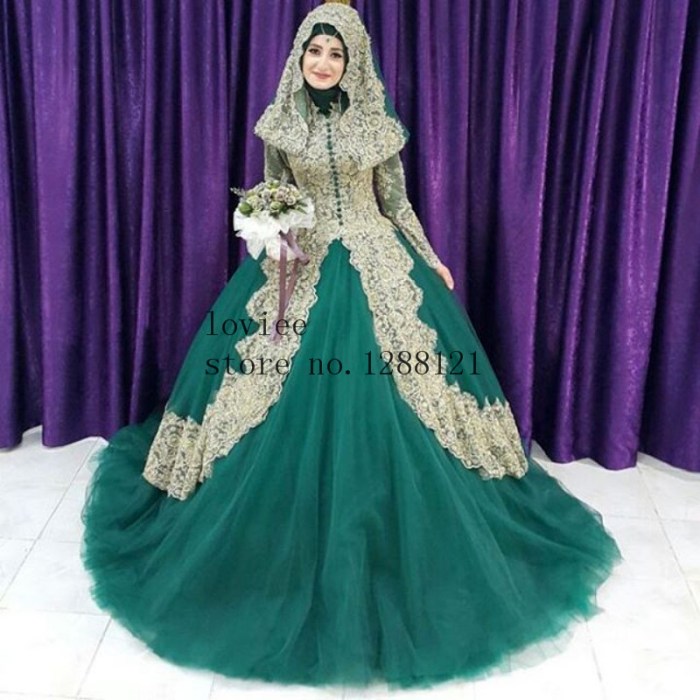 Arabic traditional wedding dress